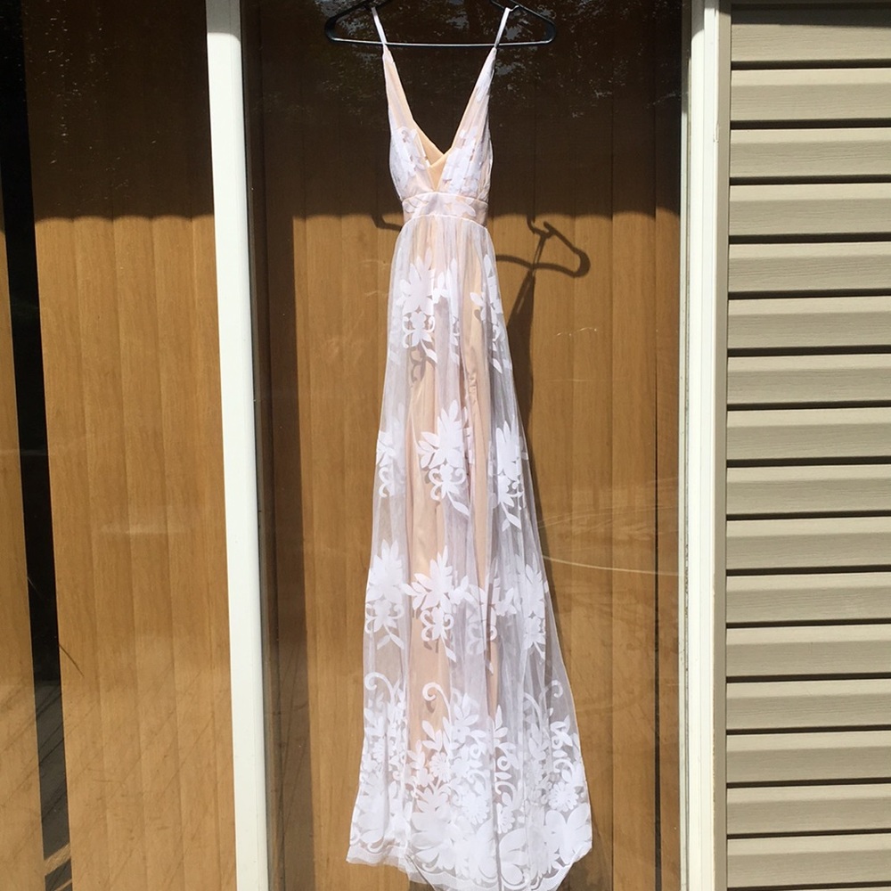 Lace dress